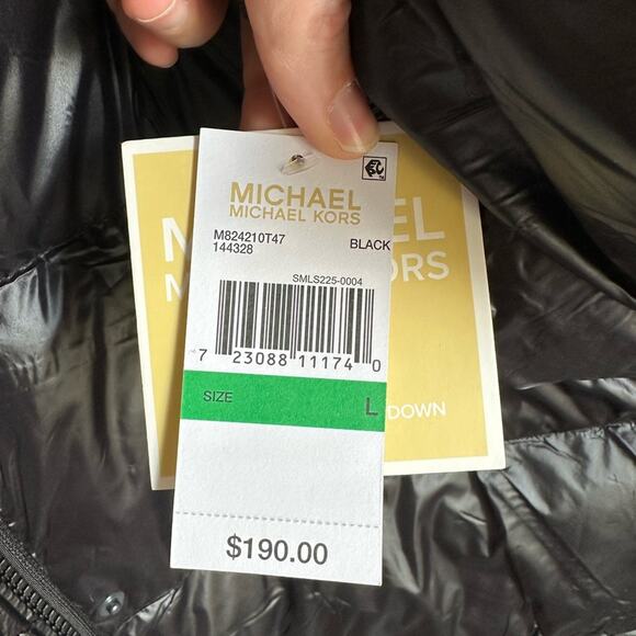 Michael Kors Ultra Light Weight Down Puffer Size Large NWT - Picture 6 of 8